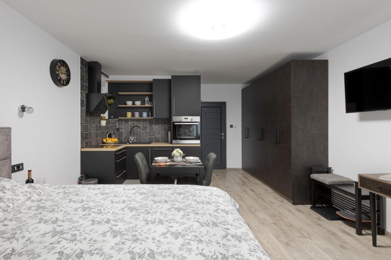 Apartman Downtown Dl Zagreb Exterior photo